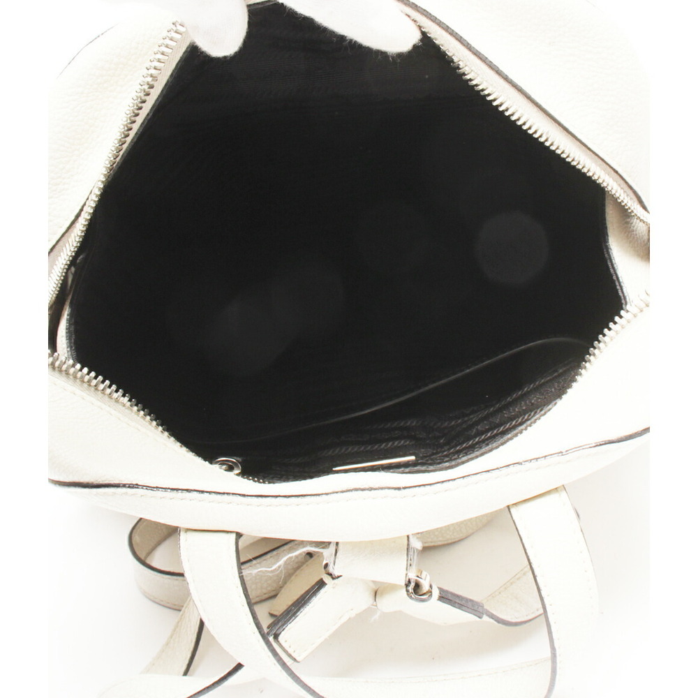 Prada white leather backpack - Picture 3 of 6